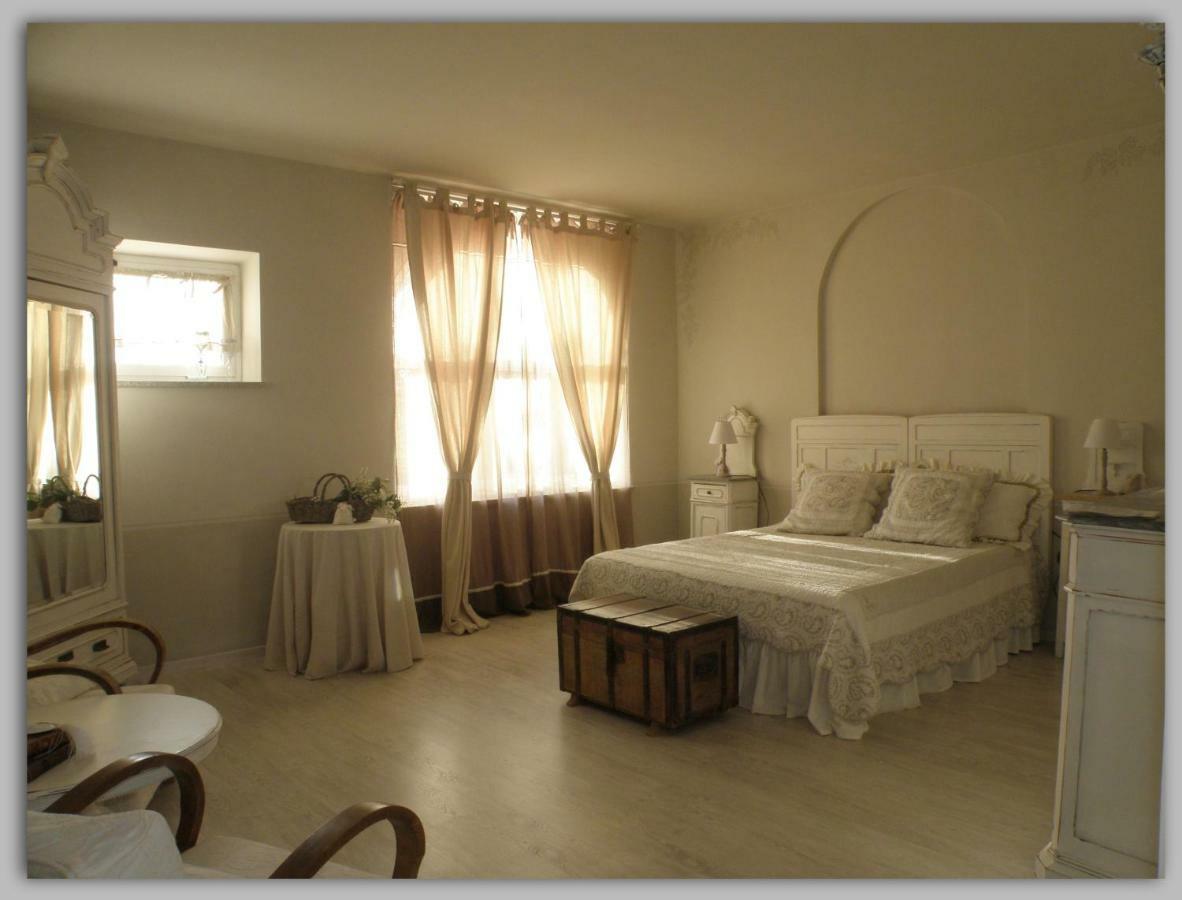 Bed and Breakfast Cascina Luvot à Melazzo Extérieur photo