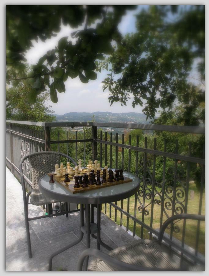 Bed and Breakfast Cascina Luvot à Melazzo Extérieur photo